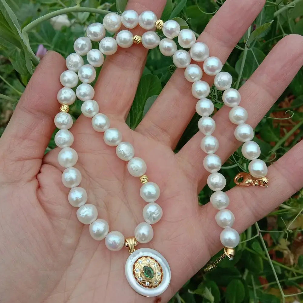 Cultured White Nucleated Pearl Choker Necklace White Sea Shell Peridot Pendant