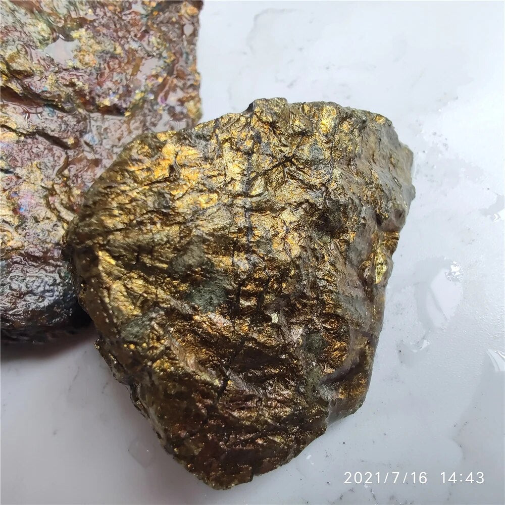 Wholesale Natural CuFeS2 Chalcopyrite Mineral Crystal Containing Gold Silver Copper Ore Ore Stone Teaching Specimen Experimental