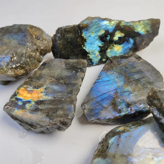 High Quality Natural Labradorite Smooth Side Original Labradorite Moonstone Natural Stones Ornament