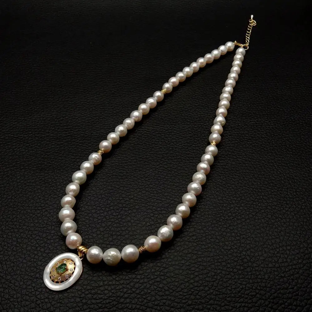 Cultured White Nucleated Pearl Choker Necklace White Sea Shell Peridot Pendant